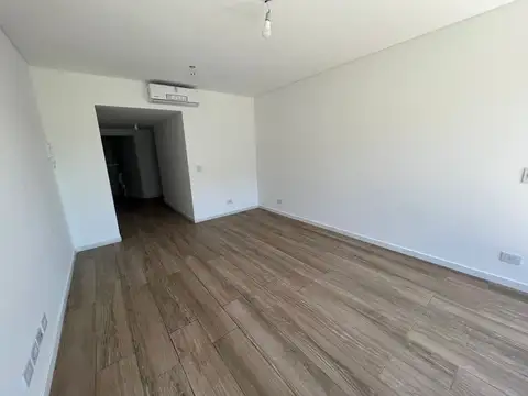 Dr L Maria Drago 200, Piso 5