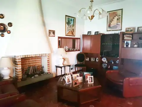 Dr B De Irigoyen 200