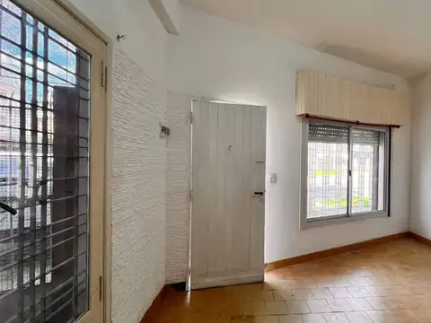 Depto Tipo Casa en Alquiler en Boulogne, $ 550.000