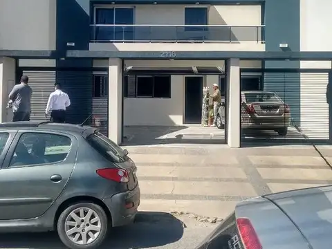 Apto BancoDepto tipo casa , al frente , cochera individual,