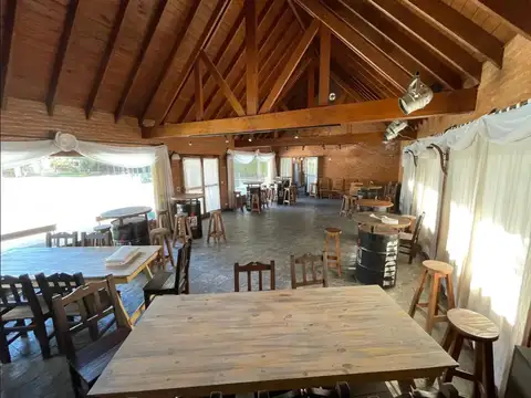 Excelente chalet de categoría en Benavidez