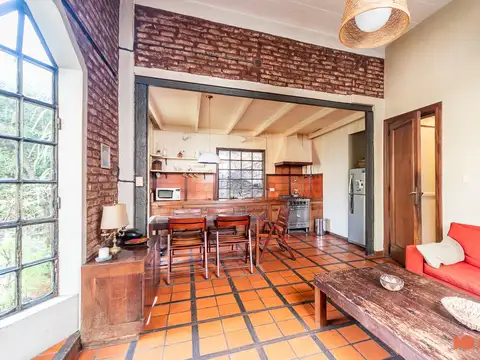 Casa en Venta con 1 cochera