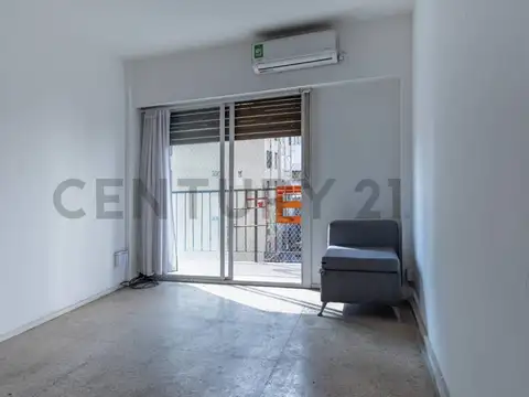 VENTA DE DEPARTAMENTO DE 3 AMBIENTES CON COCHERA EN ALMAGRO