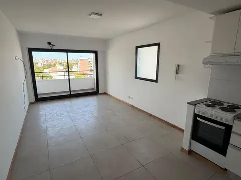 Departamento en Alquiler en Luis Agote, $ 340.000