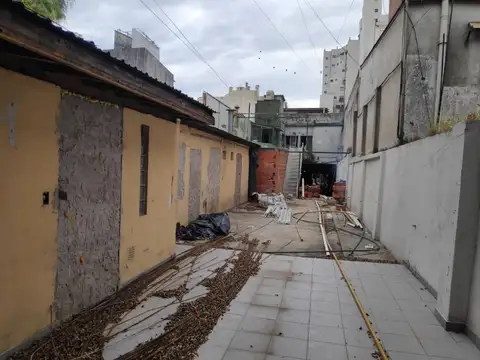 EXCELENTE UBICACION COMERCIAL