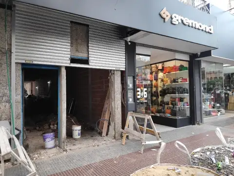 EXCELENTE UBICACION COMERCIAL