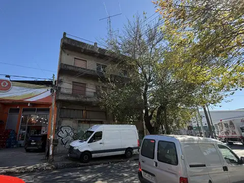 Venta Galpon c/  Departamento 5 ambientes - Villa Granaderos , San Martin