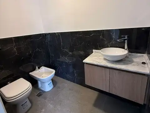 Depto Tipo Casa en Venta de 3 dormitorios