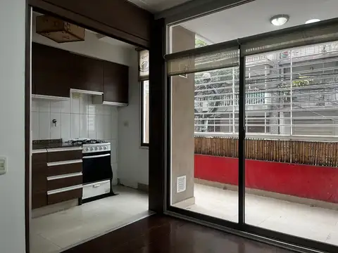 Caballito: 2 ambientes, balcón, patio y amenities