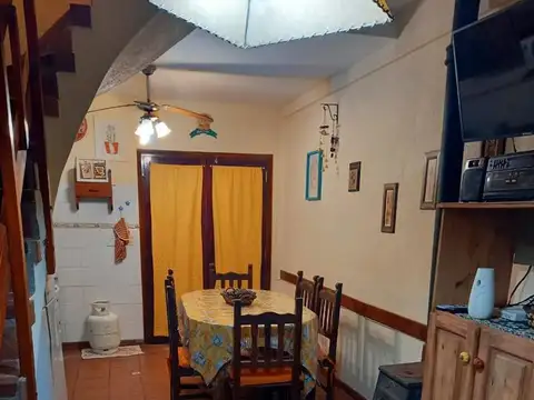 Félix Frías e/ Catamarca y La Rioja