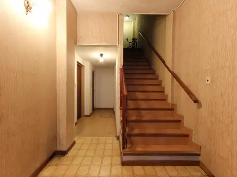Depto Tipo Casa en Venta de 5 ambientes