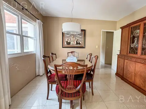 Casa 7 ambientes con 4 baños