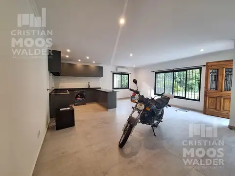 Casa en Venta con 5 cocheras