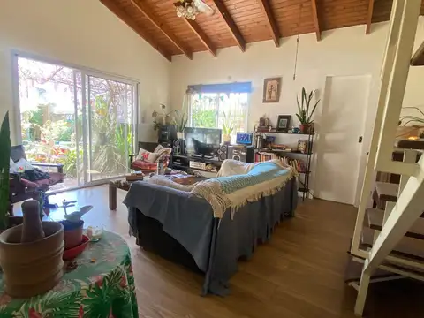 Depto Tipo Casa en Alquiler de 2 dormitorios
