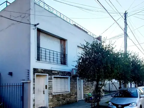Departamento de dos ambientes y medio en planta baja - Espora 1000 Ramos Mejia