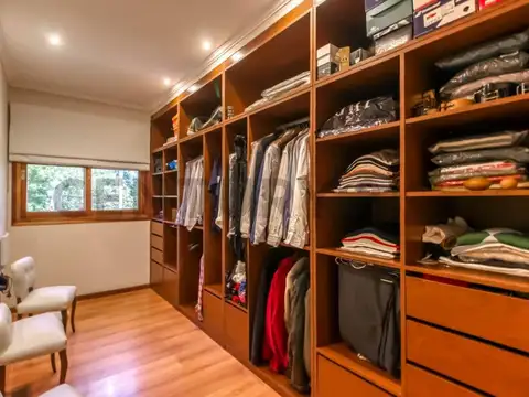 Venta de Casa en Villa Elisa