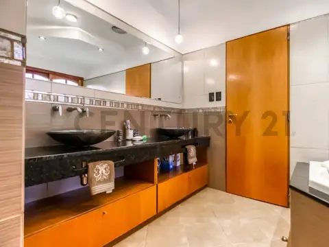 25 e/ 412 y 413