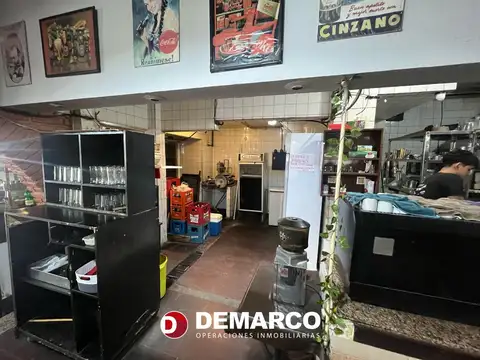 Local en Venta en Flores, USD 350.000