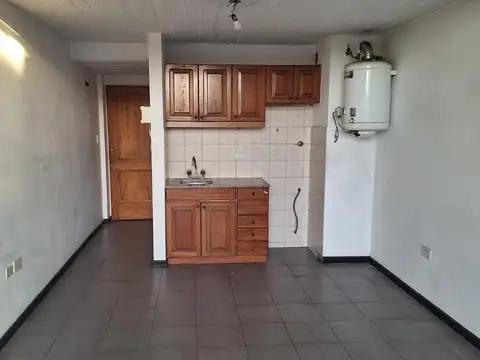MORENO CENTRO DEPARTAMENTO. ALQUILER DOS AMBIENTES