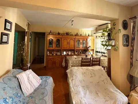 Departamento 5 ambientes con 2 baños