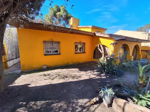 Casa en Venta en Villa Elisa, USD 159.000