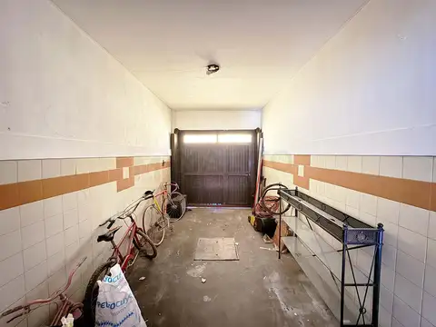 Casa en Alquiler con 1 cochera