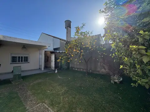 Casa en Venta en Moron, USD 94.000