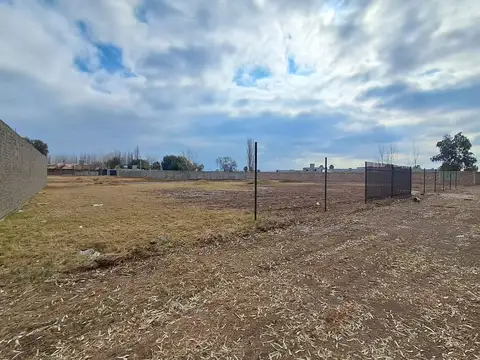 3 LOTES EN VENTA DE MÁS DE 600M2