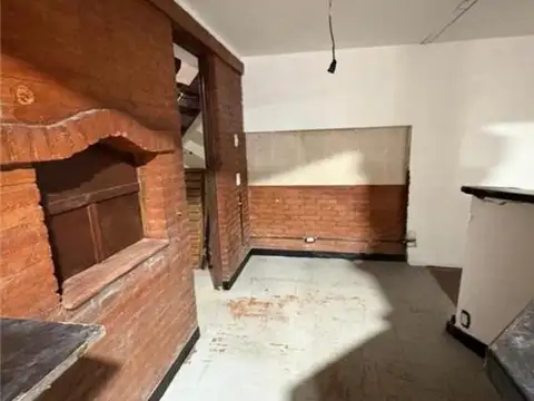 LATERAL DE CIRCUNVALACION 1300