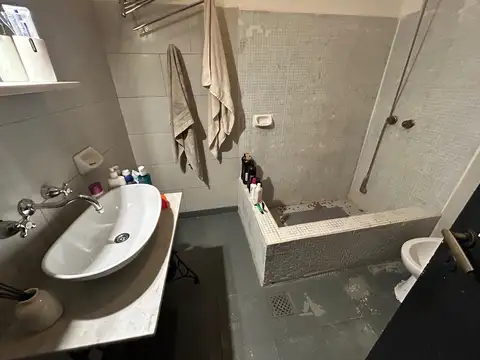 VENTA | CASA CON DEPÓSITO E INGRESO INDEPENDIENTE – CALLE GRAL. FRÍAS 265, POSADAS