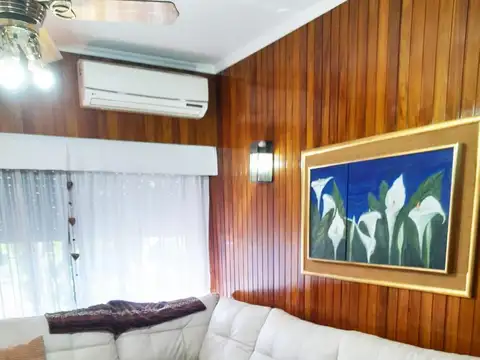 Casa en Venta en Olivos, USD 210.000