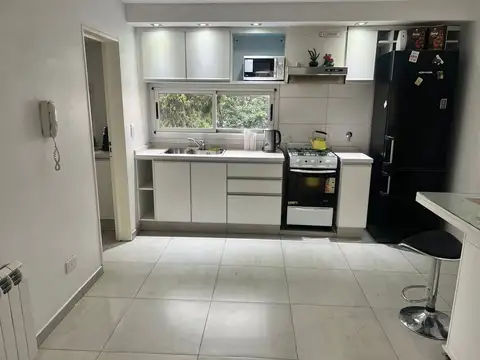 Departamento en Alquiler con 1 cocheras