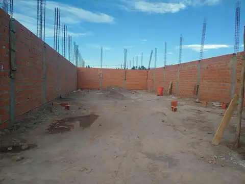 Cochera en Alquiler de 28  mts largo x 11  mts ancho
