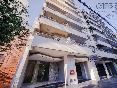 Departamento 2 ambientes con balcón muy luminoso en pleno Villa Urquiza