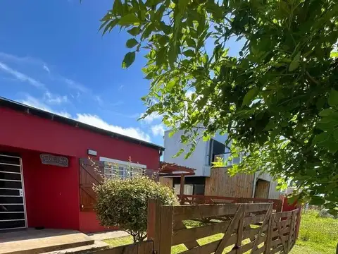 Venta-Casa- Tres Amb-Cochera-Moderna-Financiamiento-Oportunidad
