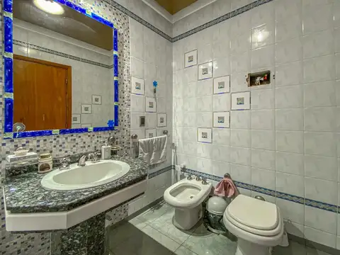 Casa en Venta con 1 cochera