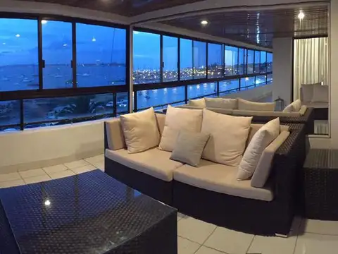 Departamento en Alquiler de 4 ambientes