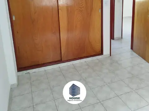 DEPARTAMENTO DE 3 DORMITORIOS AMPLIO EN VENTA EN B GRAL PAZ