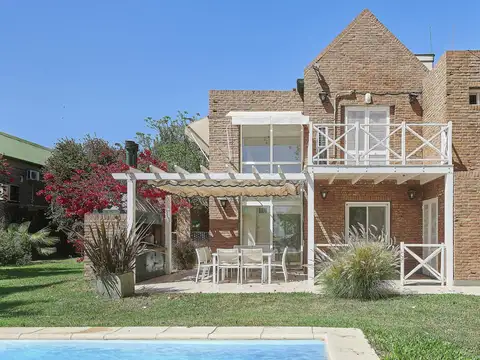 Casa en Venta de 4 dormitorios