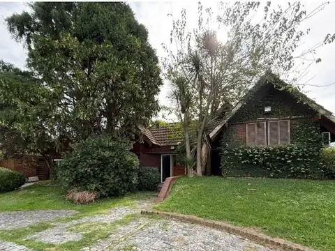 Casa en Alquiler de 5 dormitorios