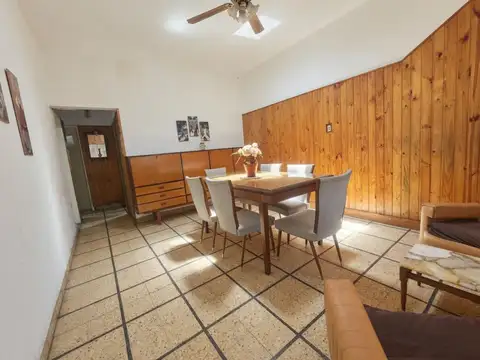 Depto Tipo Casa en Venta de 4 ambientes