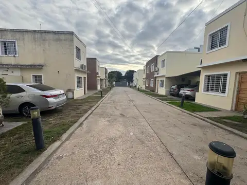 Depto Tipo Casa en Venta de 6 ambientes