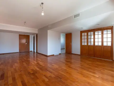 Departamento en Venta de 8 ambientes