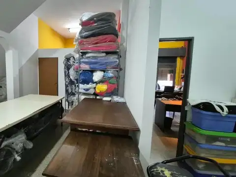 Casa en Venta con 4 cocheras