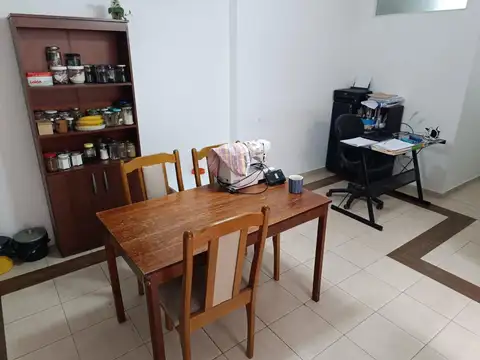 Depto Tipo Casa 4 ambientes con 1 baño