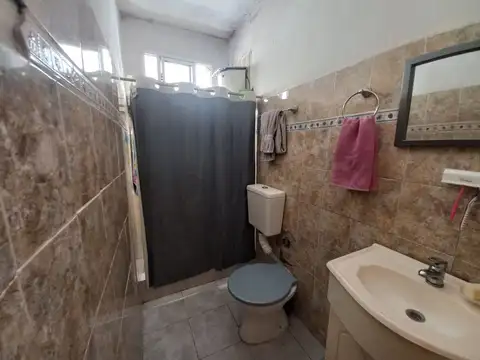 casa en venta con 2 departamentos