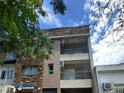 ALQUILER DEPARTAMENTO MERLO CENTRO COCHERA