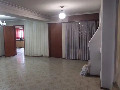 Casa en Venta en Godoy Cruz, USD 140.000