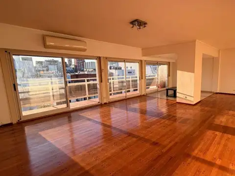 Venta de Departamento 4 Ambientes en Las Cañitas