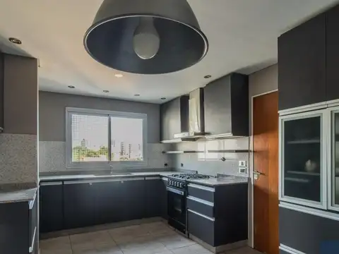Departamento en Venta de 7 ambientes